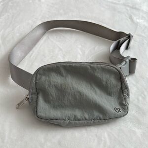 Lululemon Everywhere Belt Bag